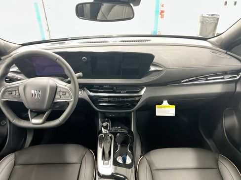 New 2026 Buick Envista Preferred FWD image 10