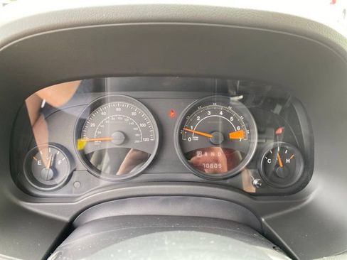 Used 2015 Jeep Patriot High Altitude AWD/4WD image 22