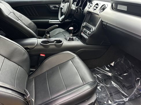 Used 2015 Ford Mustang GT Premium image 12