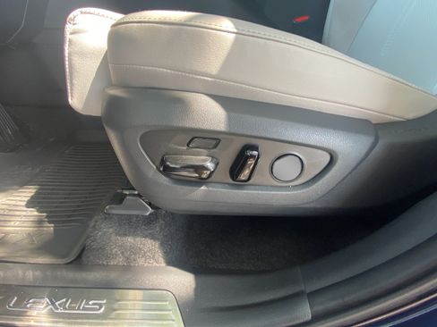 Used 2024 Lexus TX 350 FWD image 10