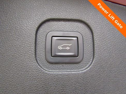 Used 2017 Chevrolet Equinox LT w/ Convenience Package image 15