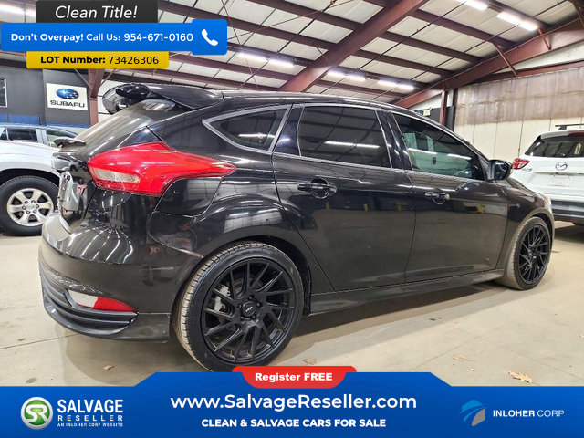 Used 2017 Ford Focus ST FWD image 4