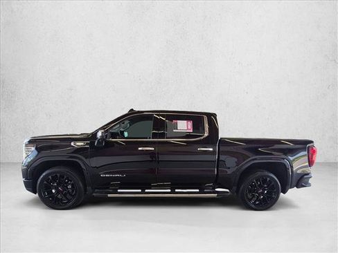 Used 2025 GMC Sierra 1500 Denali AWD/4WD image 8