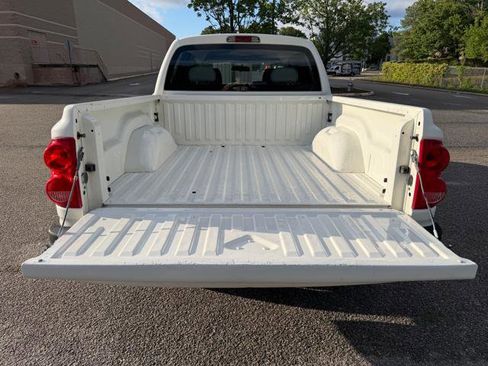 Used 2009 Dodge Dakota Big Horn w/ Extra Security Group RWD image 28