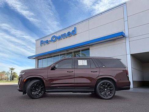 Used 2023 Cadillac Escalade Sport Platinum w/ LPO, ONYX Package AWD/4WD image 37