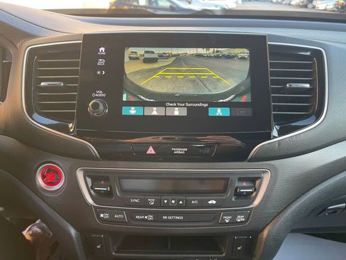 Used 2022 Honda Passport TrailSport image 12