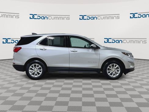 Used 2019 Chevrolet Equinox LT FWD image 9
