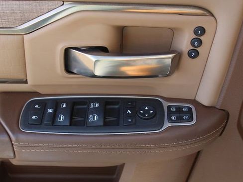 Used 2024 RAM 2500 Limited w/ Towing Technology Group image 51