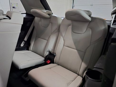 Used 2024 Volvo XC90 T8 Ultimate w/ Protection Package Premier AWD/4WD image 23