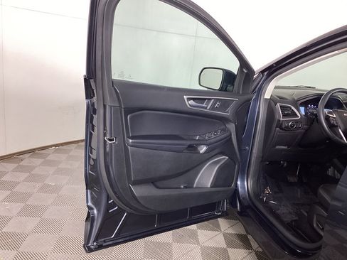 Used 2024 Ford Edge SEL w/ Convenience Package image 15