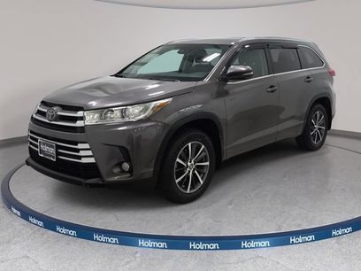 Used 2017 Toyota Highlander XLE