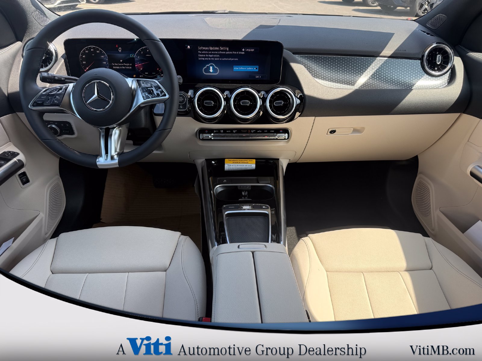 Used 2026 Mercedes-Benz GLA 250 4MATIC image 2