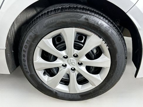 Used 2024 Toyota Corolla LE image 11