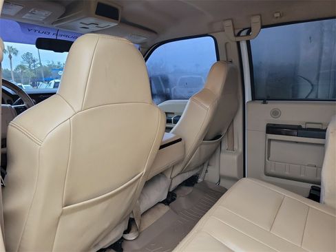 Used 2008 Ford F350 Lariat image 24