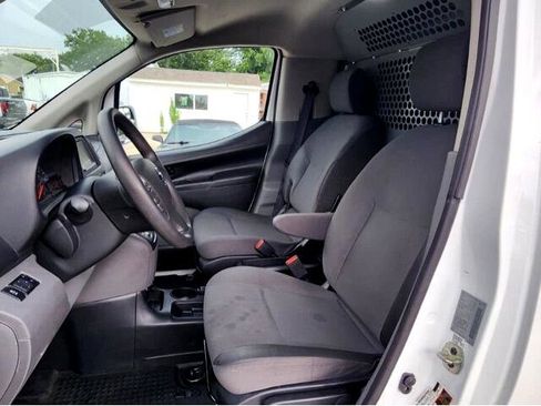 Used 2020 Nissan NV200 SV image 14