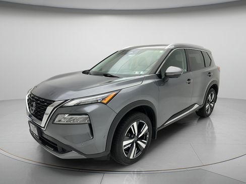 Used 2023 Nissan Rogue SL w/ SL Premium Package AWD/4WD image 3