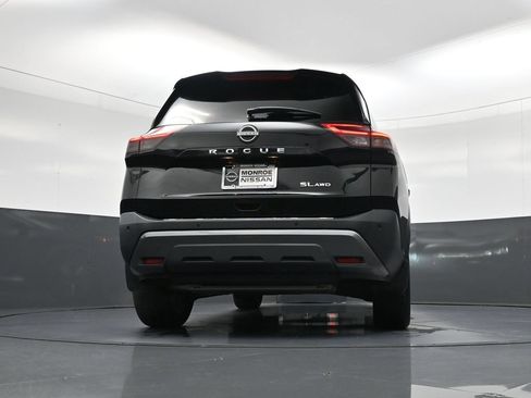 Certified 2023 Nissan Rogue SL w/ SL Premium Package AWD/4WD image 23