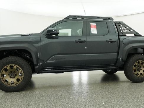 New 2026 Toyota Tacoma Trailhunter AWD/4WD image 18