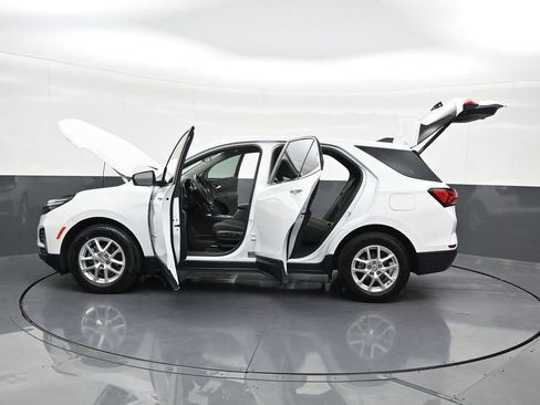 Used 2024 Chevrolet Equinox LT FWD image 33