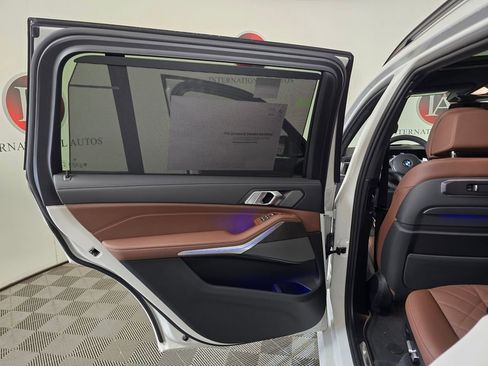 New 2026 BMW X7 xDrive40i AWD/4WD image 23
