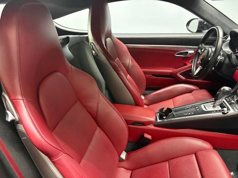 Used 2018 Porsche 718 Cayman GTS image 52