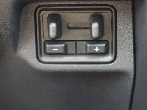 Used 2025 Ford Expedition Max Active image 28