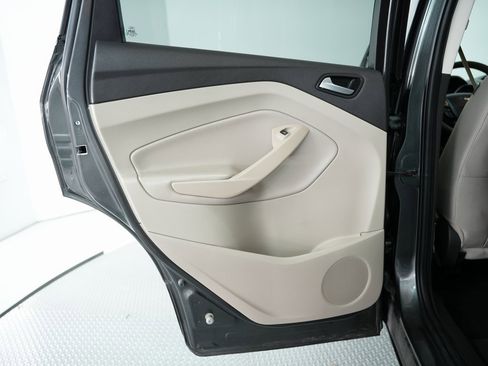 Used 2018 Ford Escape SE image 33