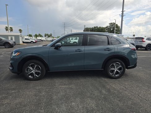 Certified 2025 Honda HR-V EX-L image 6