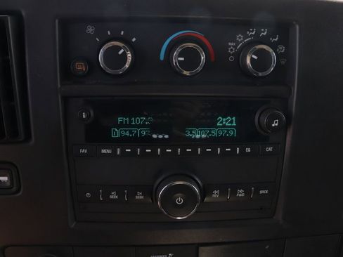 Used 2024 GMC Savana 2500 w/ Driver Convenience Package RWD image 17