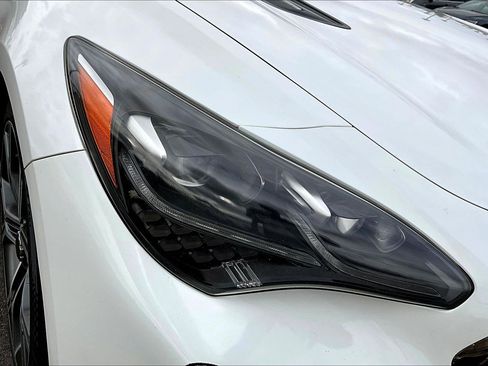 Used 2018 Kia Stinger GT1 image 29