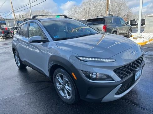 Used 2023 Hyundai Kona SEL image 1