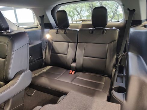 Used 2024 Ford Explorer XLT w/ Equipment Group 202A image 26