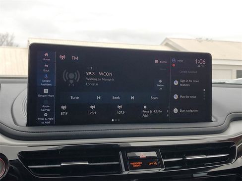 Certified 2025 Acura MDX w/ Technology Package image 27