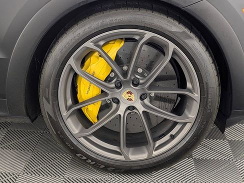 Certified 2024 Porsche Cayenne Turbo GT image 14