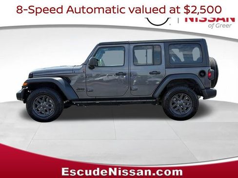 Used 2024 Jeep Wrangler Unlimited Sport AWD/4WD image 6
