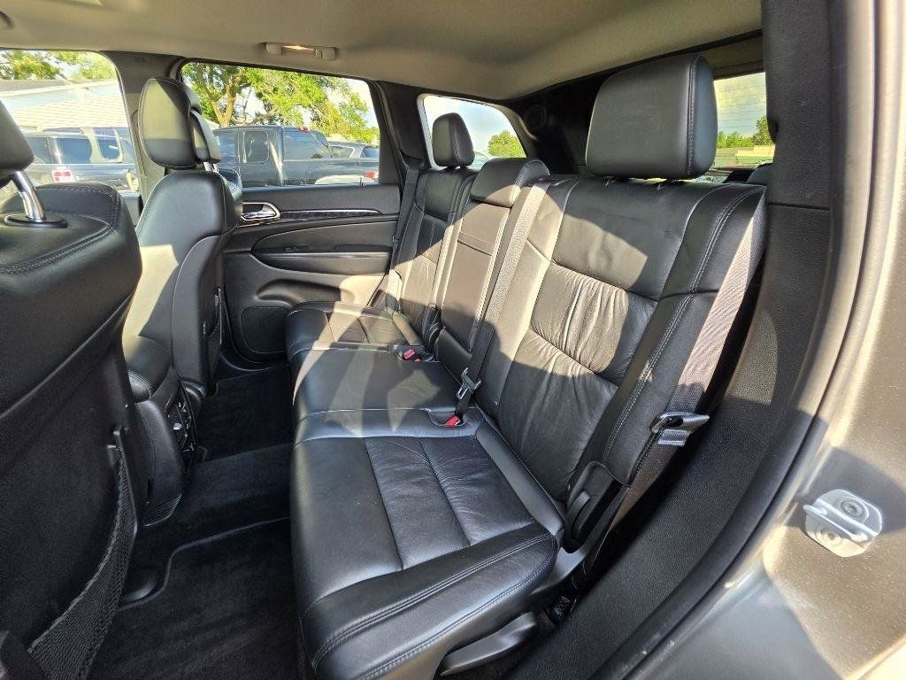 Used 2012 Jeep Grand Cherokee Laredo AWD/4WD image 17