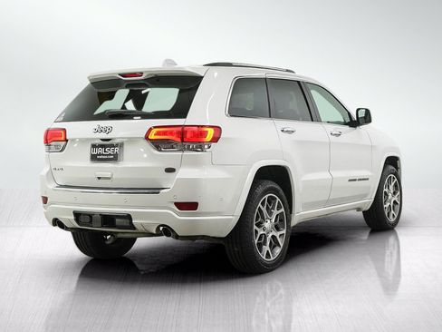 Used 2020 Jeep Grand Cherokee Overland AWD/4WD image 5