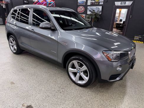 Used 2017 BMW X3 xDrive28i AWD/4WD image 7
