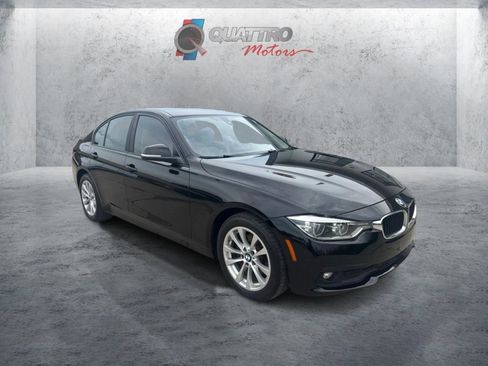 Used 2018 BMW 320i xDrive Sedan AWD/4WD image 8