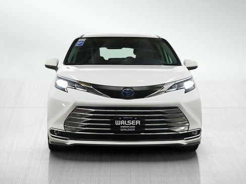 Used 2022 Toyota Sienna LE FWD image 8