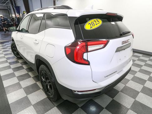 Used 2023 GMC Terrain AT4 AWD/4WD image 11