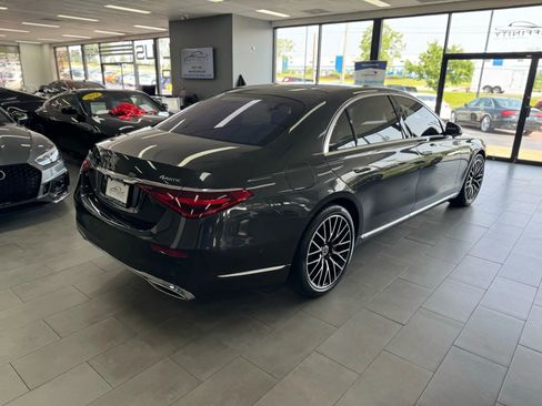 Used 2022 Mercedes-Benz S 580 4MATIC Sedan image 5