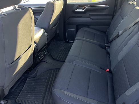 Used 2023 GMC Sierra 1500 SLE image 24