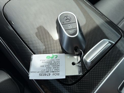 Certified 2024 Mercedes-Benz GLC 300 4MATIC image 38