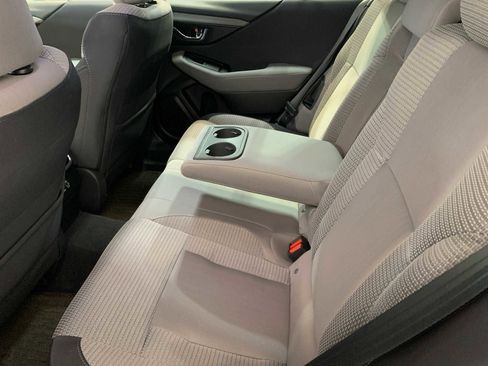 Used 2025 Subaru Outback Premium image 5