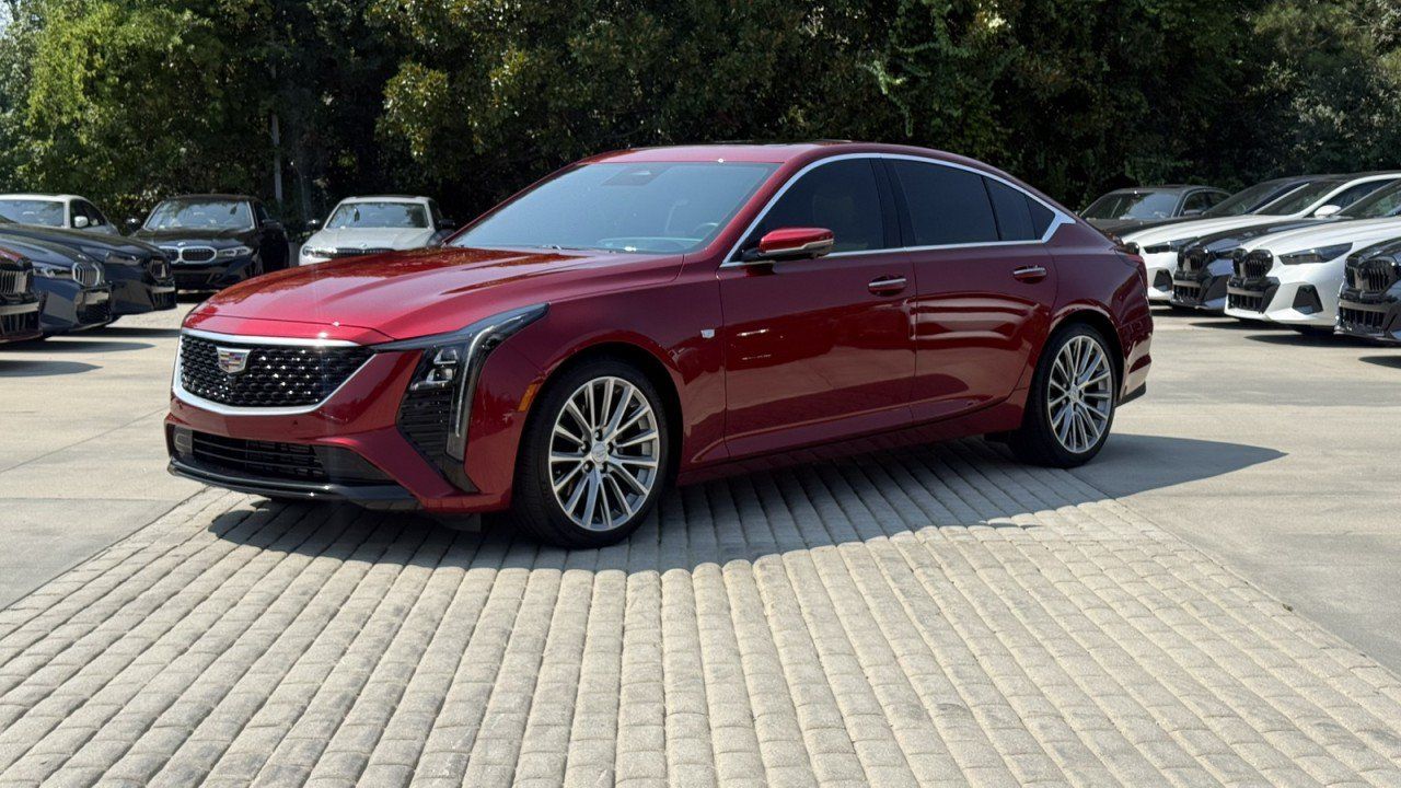 Used 2026 Cadillac CT5 Premium Luxury RWD image 2