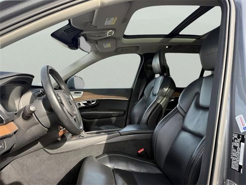 Used 2018 Volvo XC90 T6 Inscription w/ Convenience Package image 12