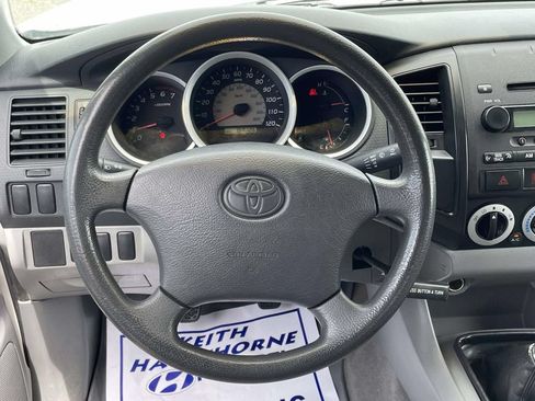 Used 2006 Toyota Tacoma 2WD Access Cab image 12