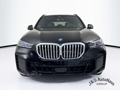 Used 2024 BMW X5 xDrive50e w/ M Sport Package AWD/4WD image 2