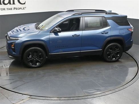 New 2026 Chevrolet Equinox LT w/ Midnight Edition image 36